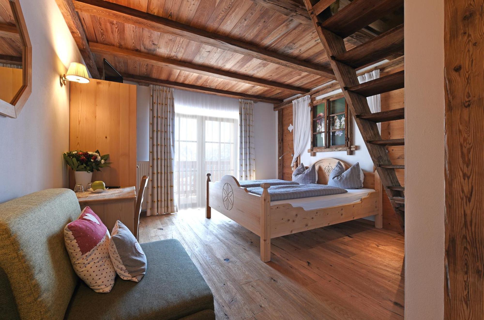 Agriturismo Soleseid 圣维吉利奥 外观 照片