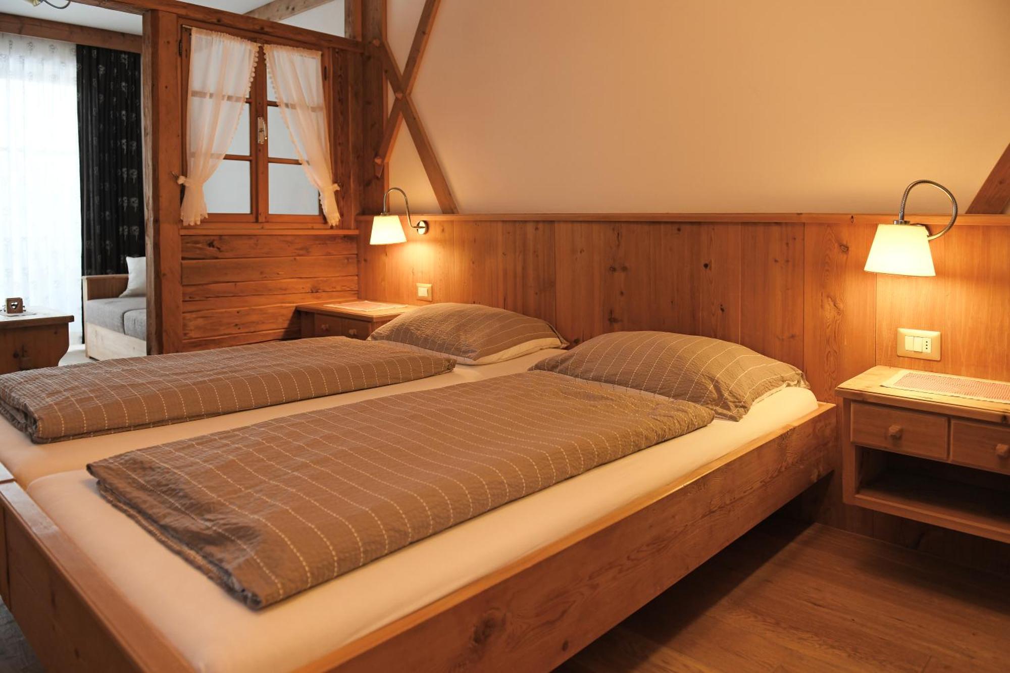 Agriturismo Soleseid 圣维吉利奥 外观 照片