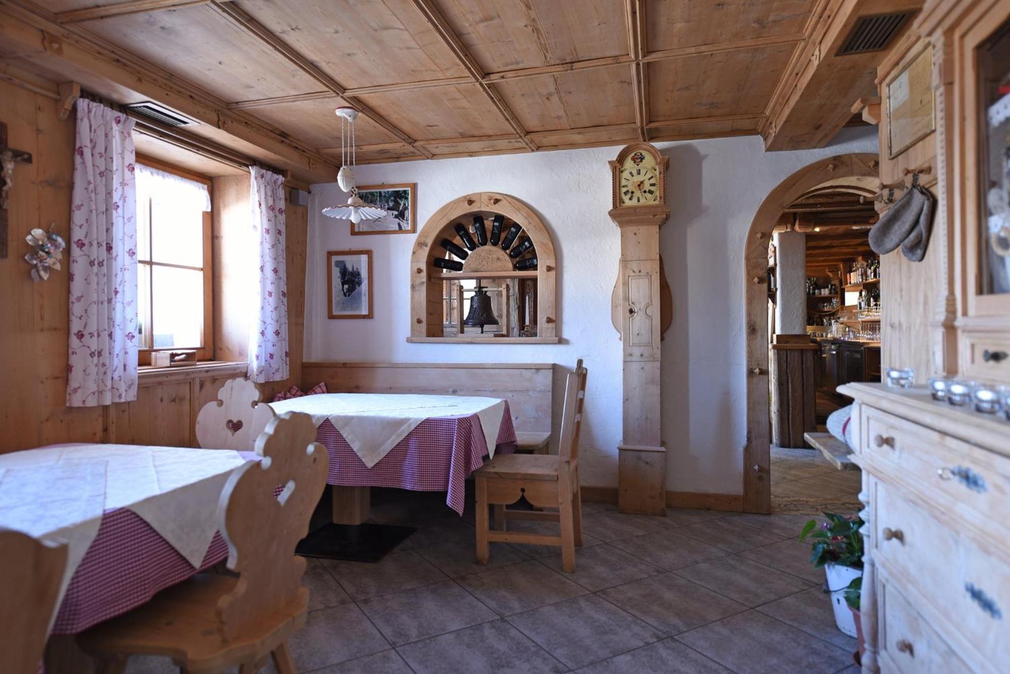 Agriturismo Soleseid 圣维吉利奥 外观 照片